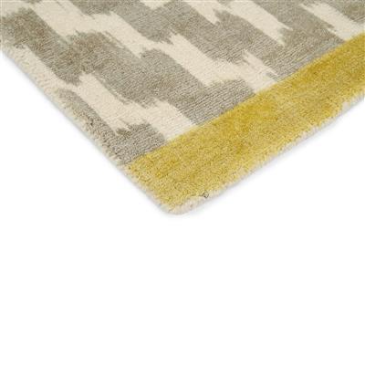 SL-23604: Carpet printed on wool