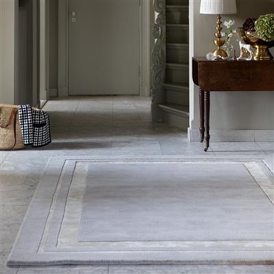 LA-81804: LAURA ASHLEY rug in tufted wool