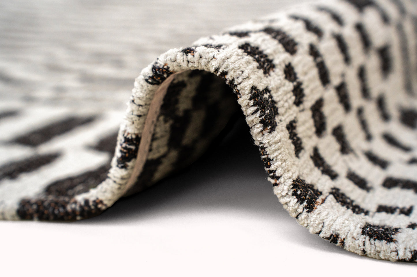 BE-301 : Tapis en Jacquard