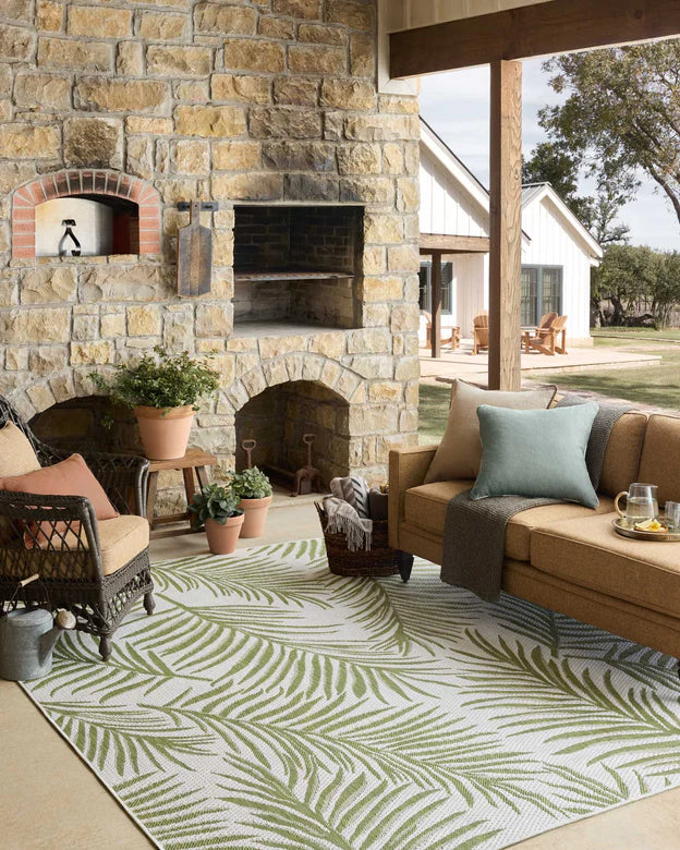 EA-901: Reversible indoor/outdoor rug