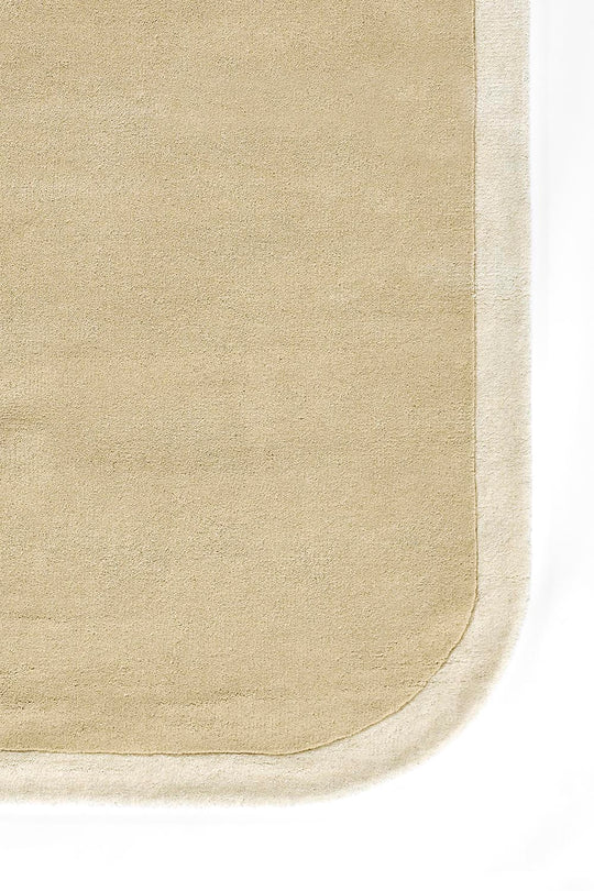 TL-301: Tufted wool rug