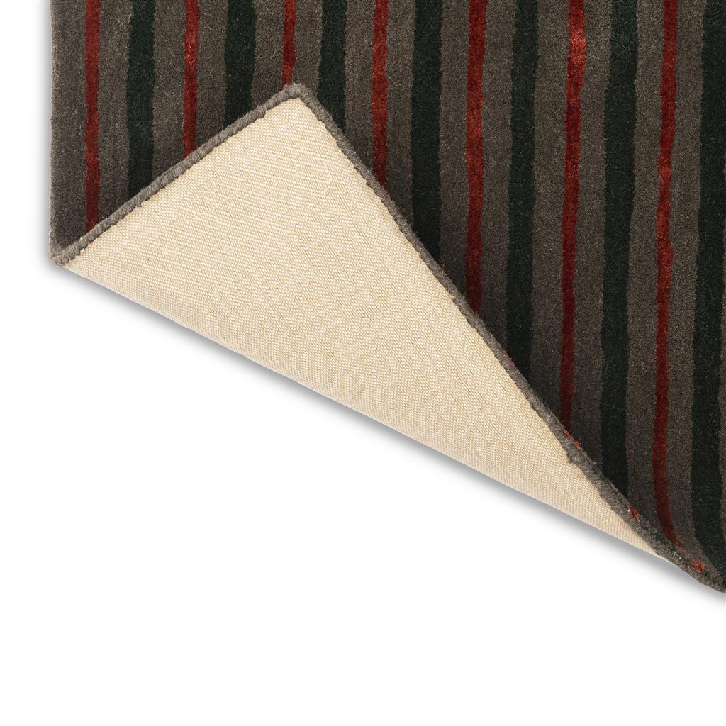 DO-95907 : Tapis en laine tuftée