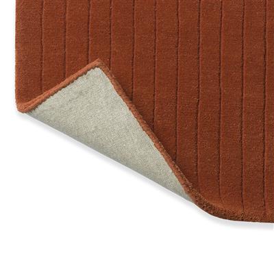 DO-98003 : Tapis en laine tuftée