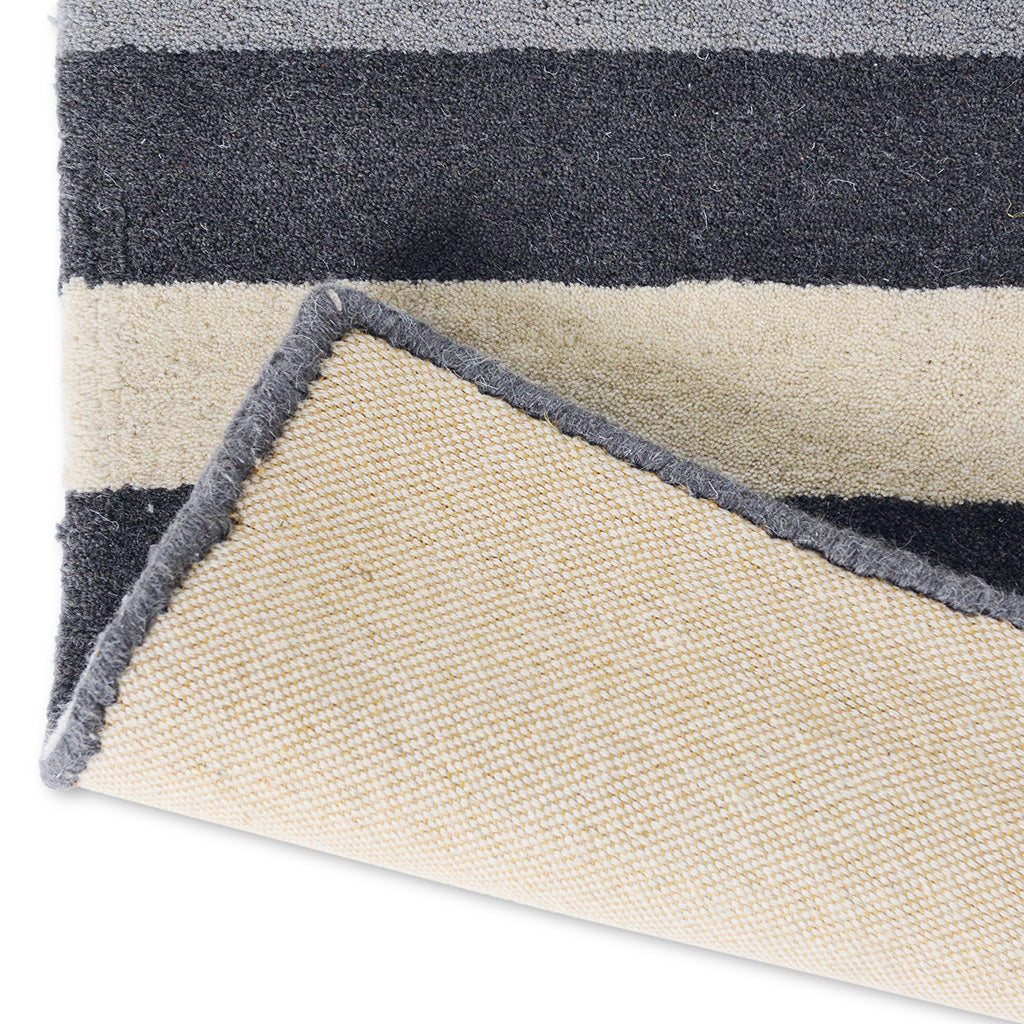 HA-40402 : Tapis en laine tuftée