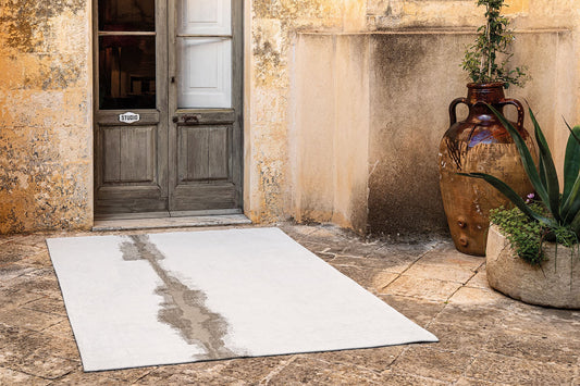 LI-401: Christian Fischbacher Jacquard rug