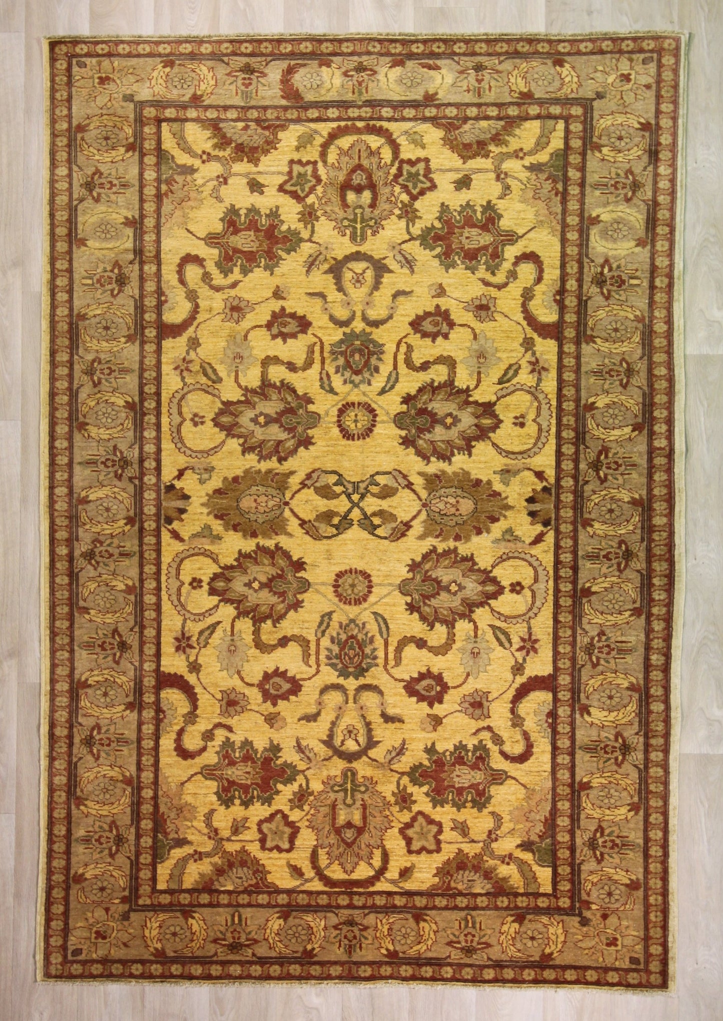 Tapis classique en laine - noué main
