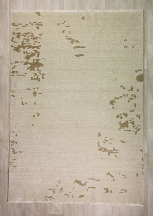 Contemporary rug in wool and bamboo