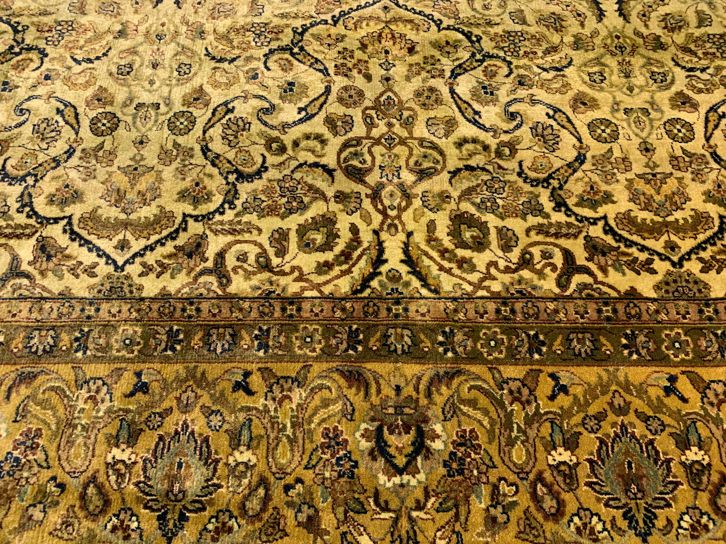 Tapis classique en laine - noué main