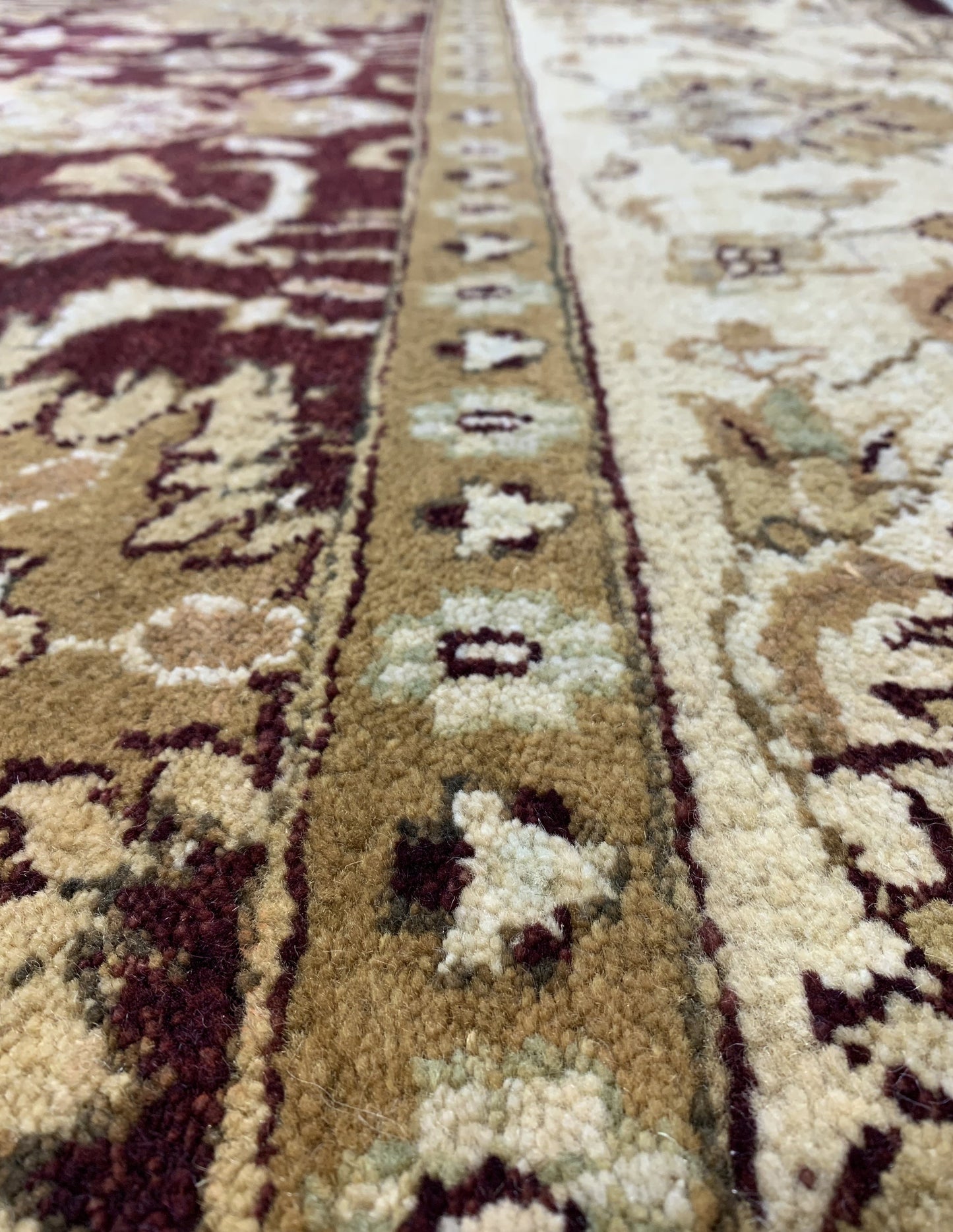 Tapis classique en laine - noué main