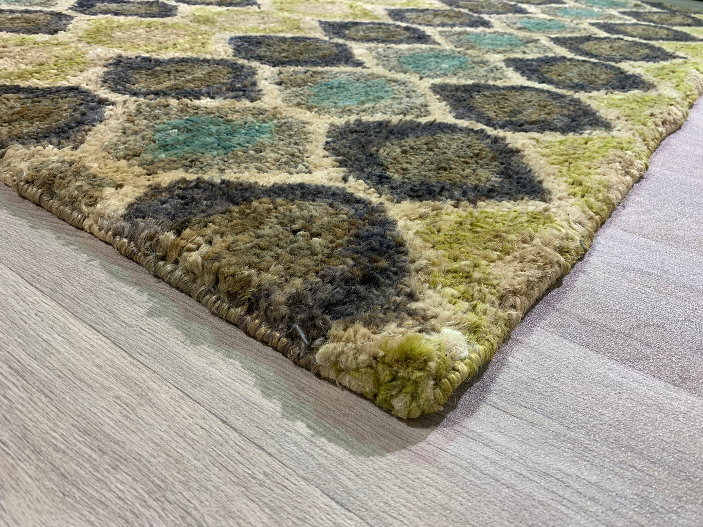 Tapis à motif en jute