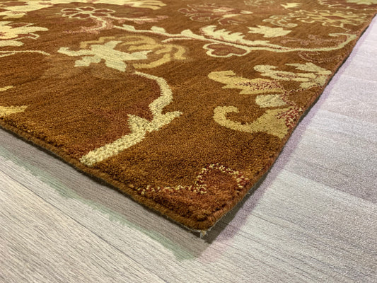 Classic tufted wool rug