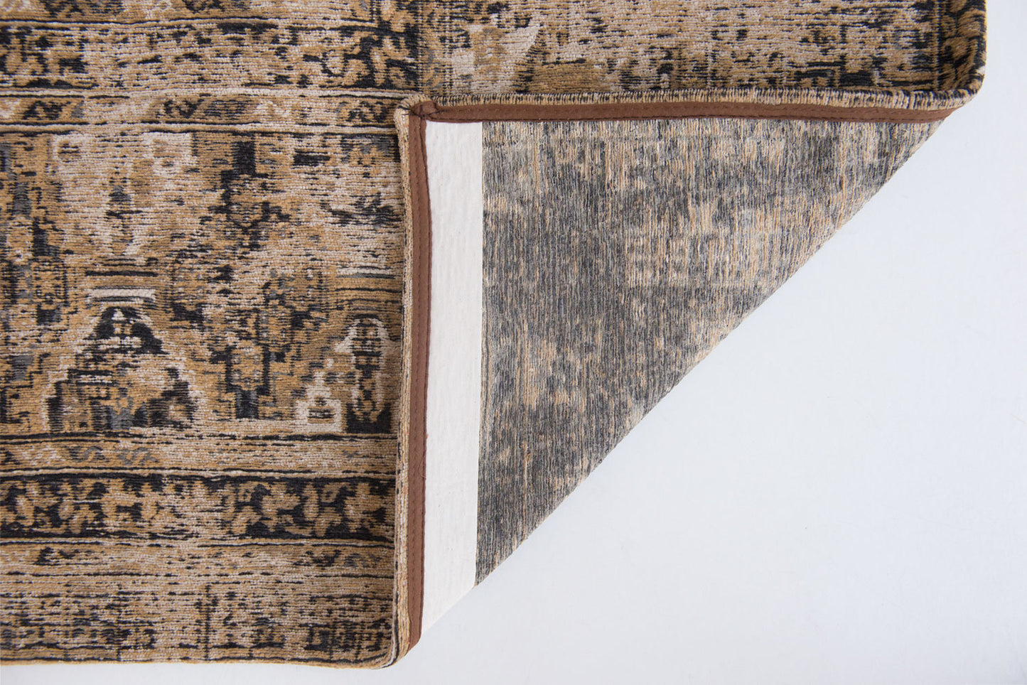 AH-701 : Tapis en Jacquard