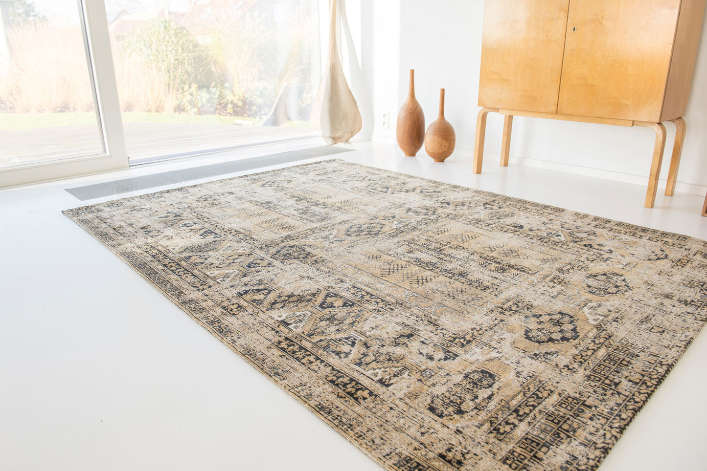 AH-701 : Tapis en Jacquard