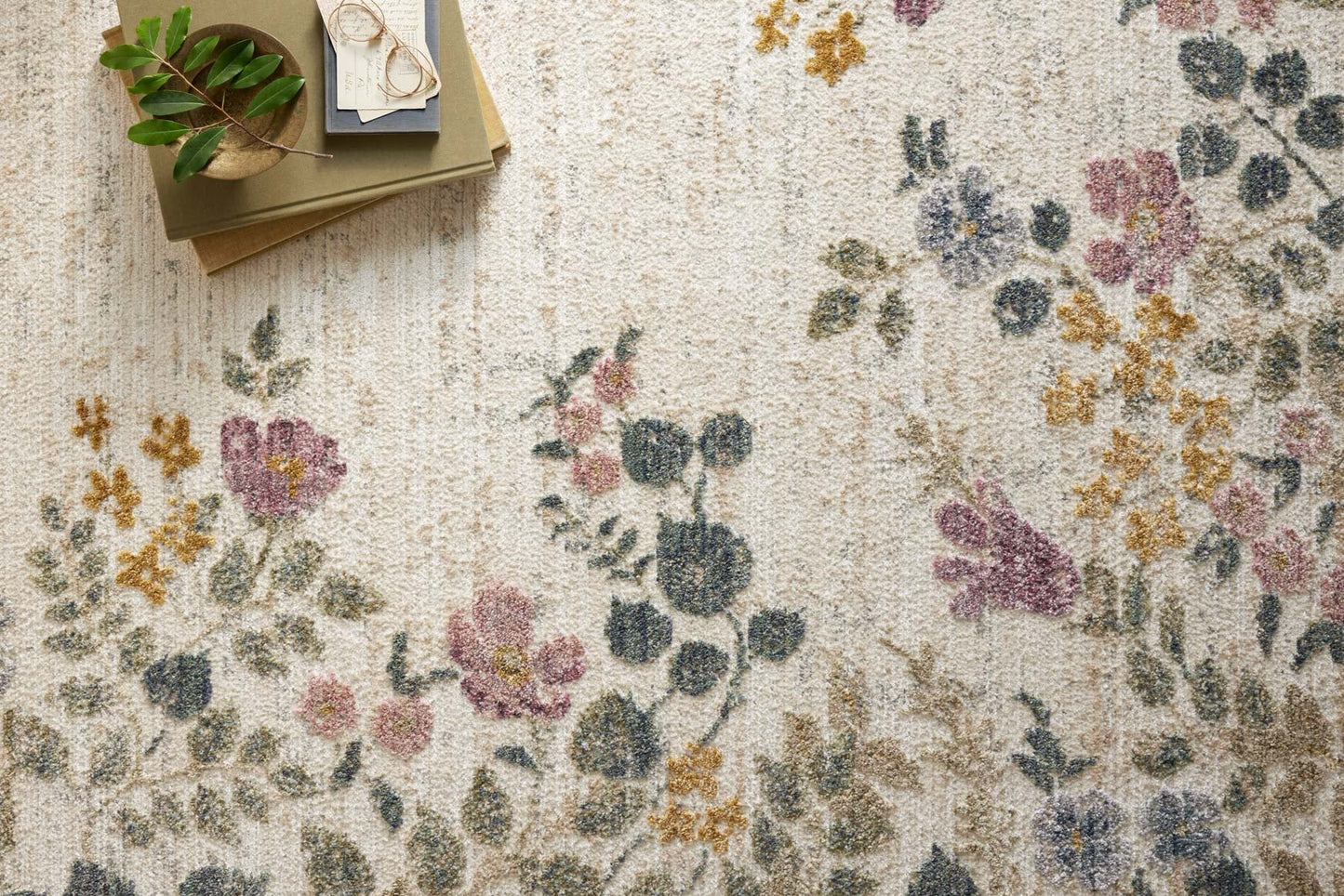 PR-101 : Tapis RIFLE PAPER & CO en fibre synthétique