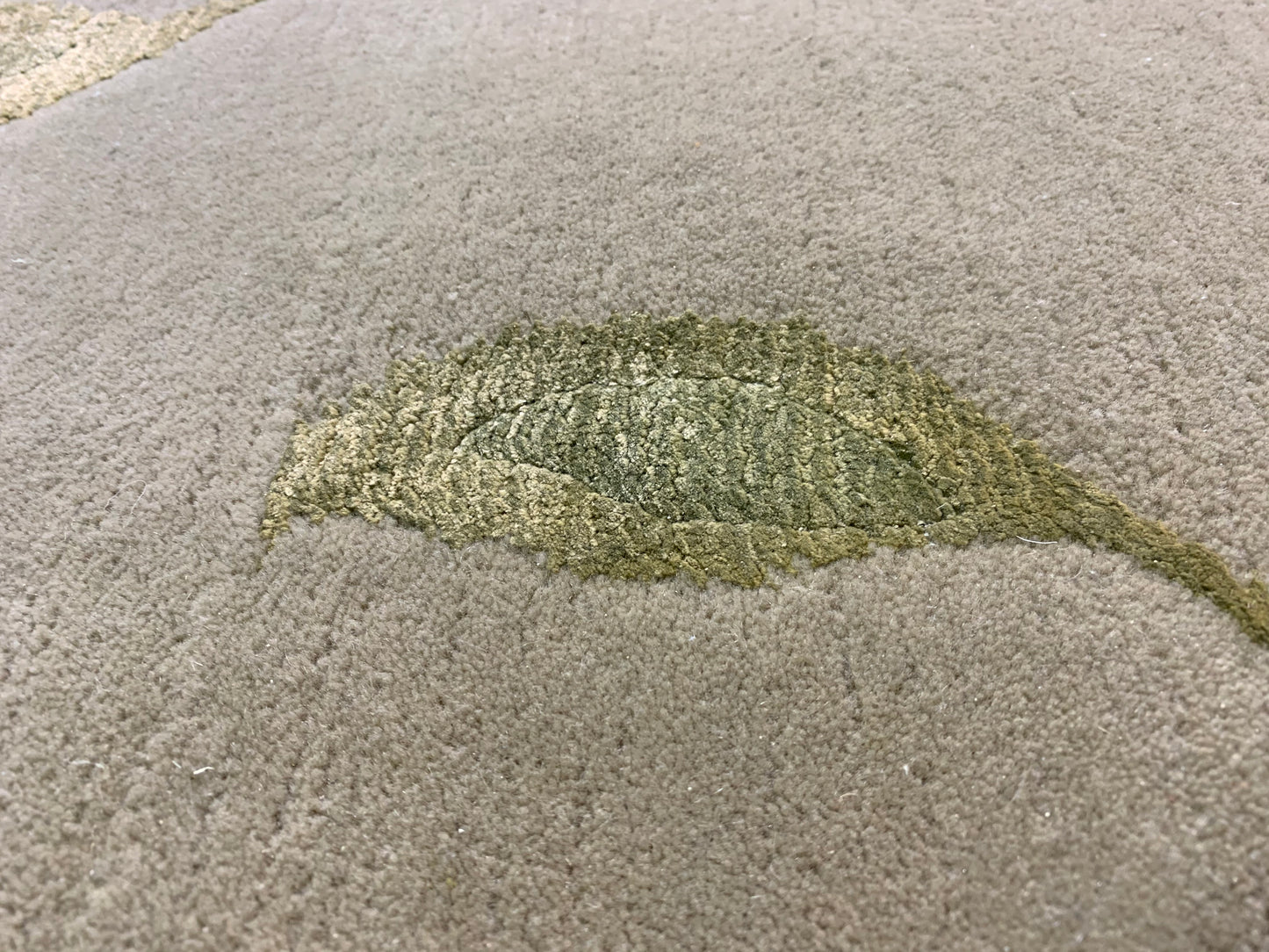 C-7049 : Tapis en laine & soie - noué main