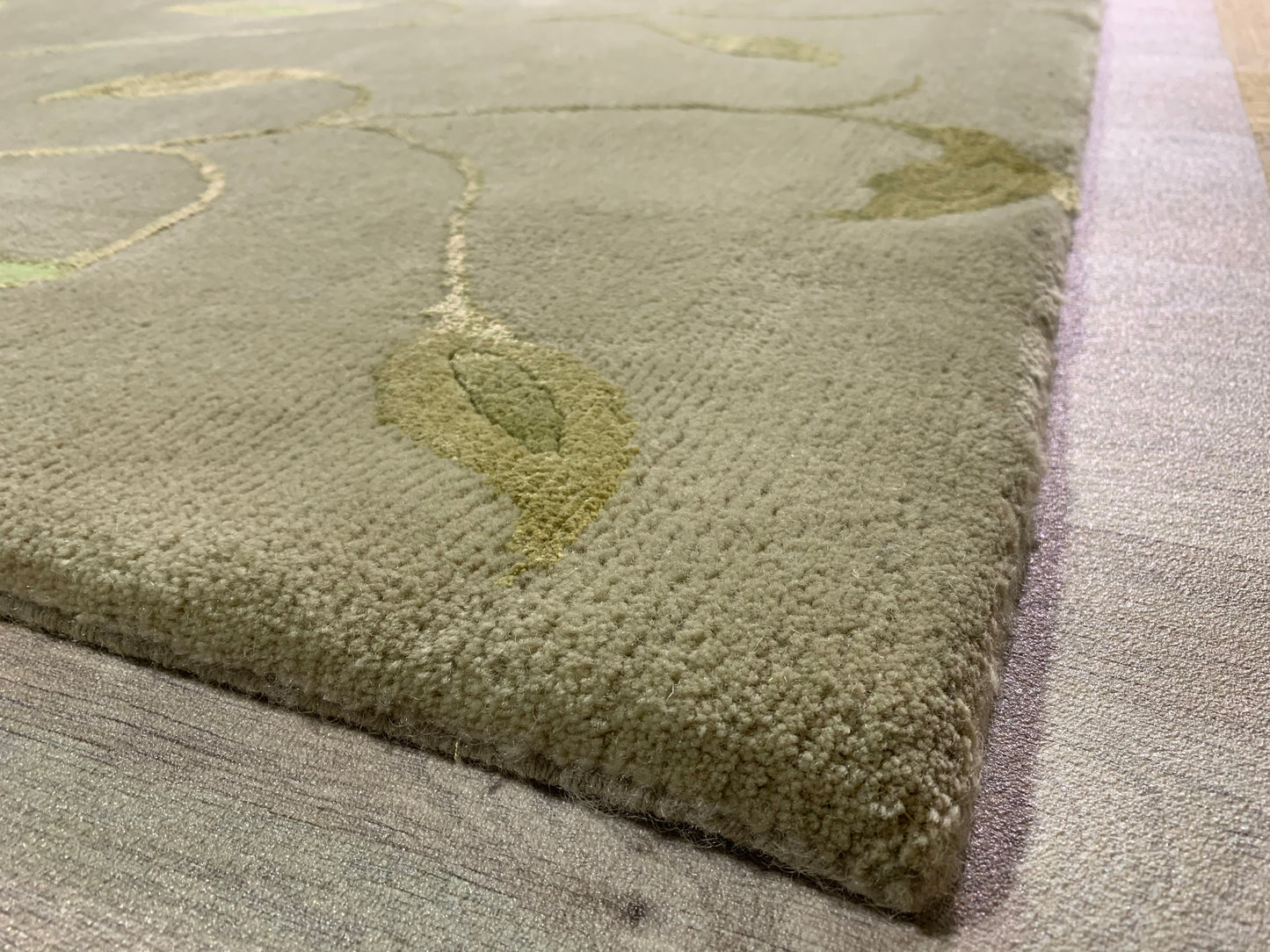 C-7049 : Tapis en laine & soie - noué main