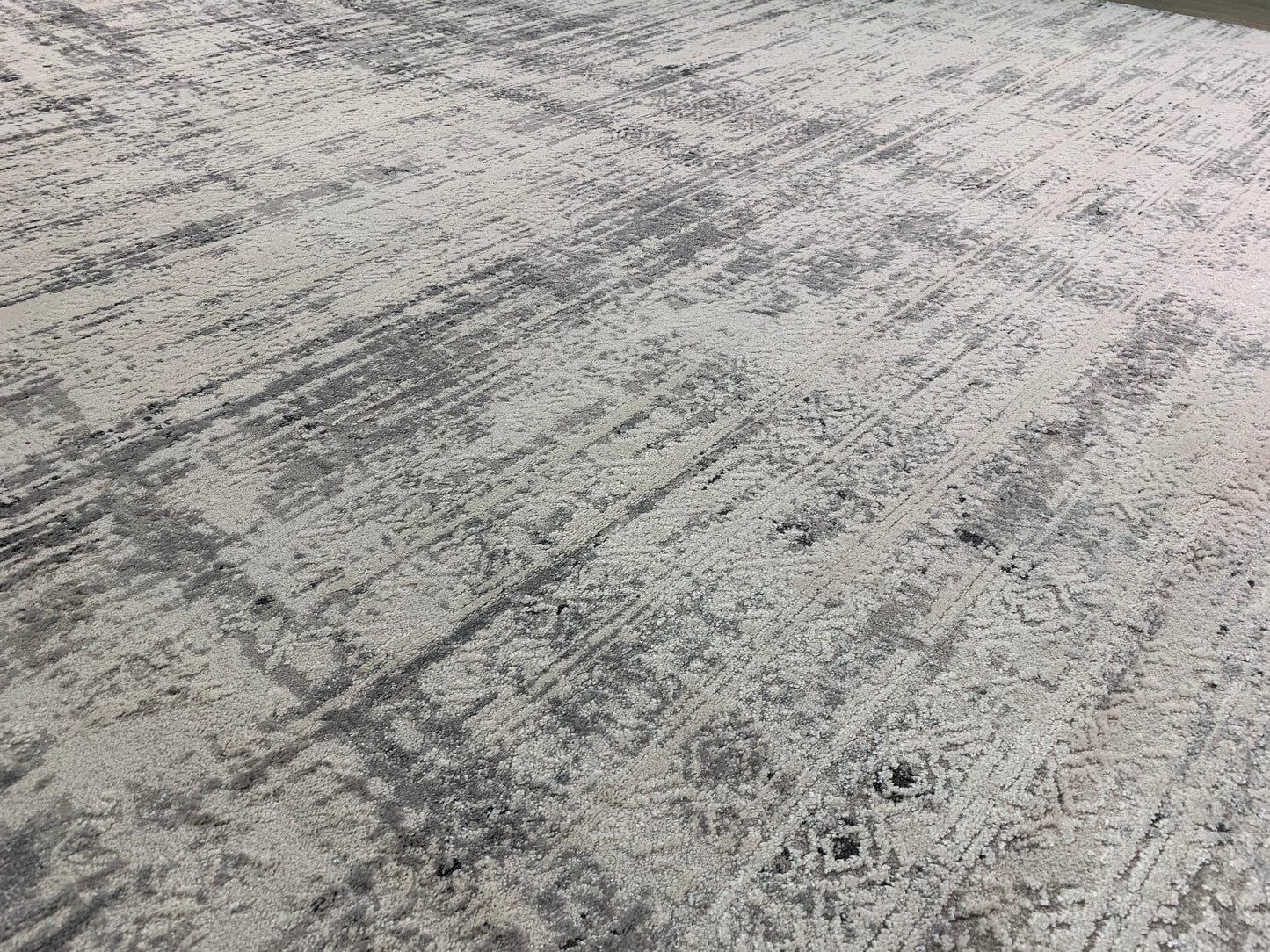 OV-428: Synthetic fiber rug
