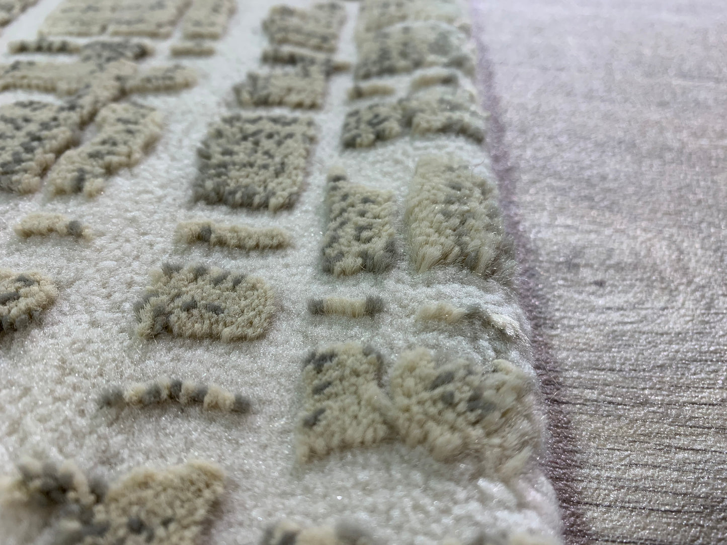 HA-401: Synthetic fiber rug