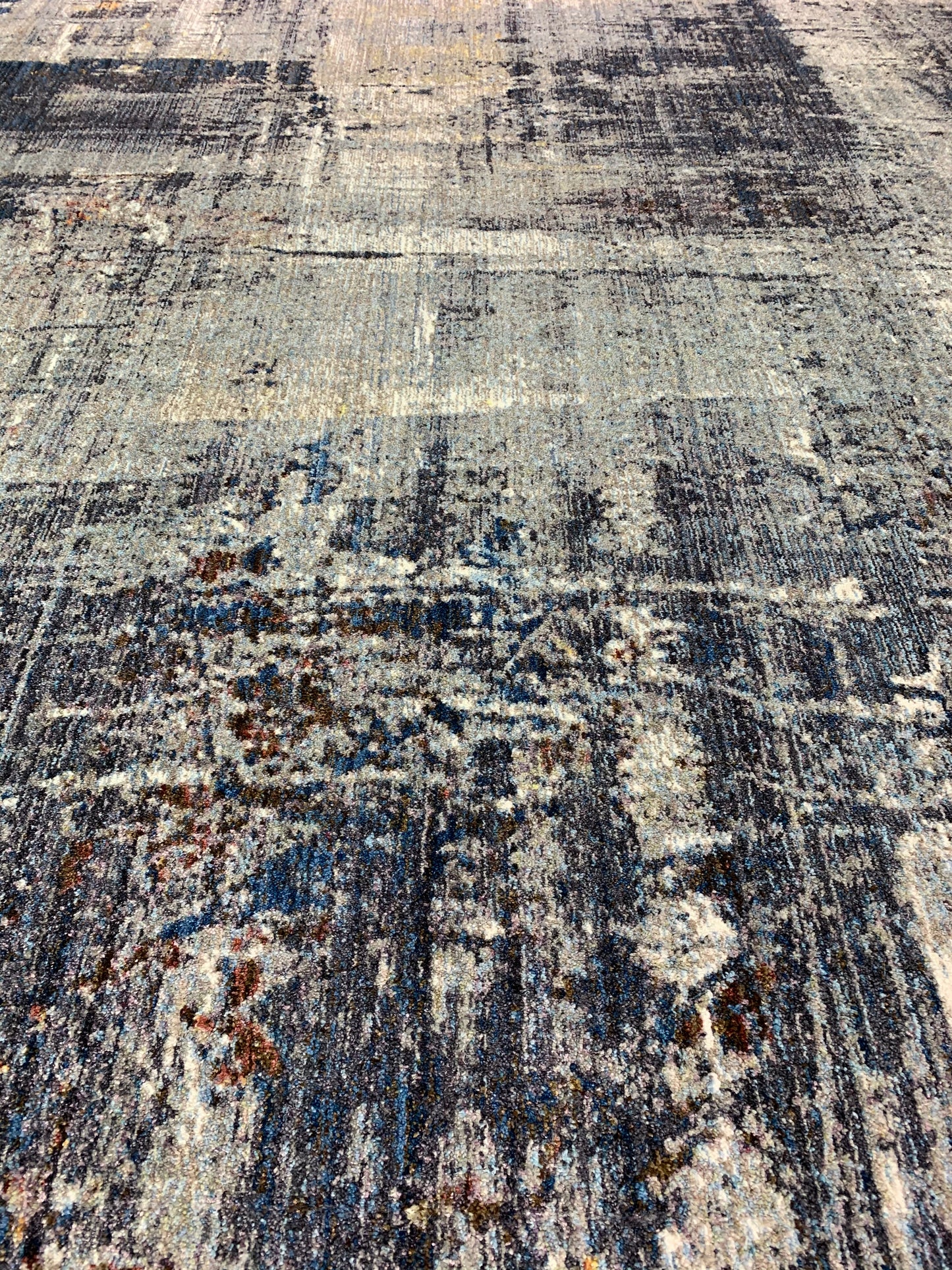 IN-201: Synthetic fiber rug