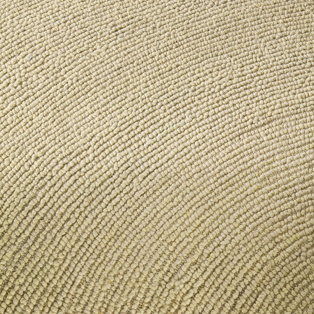 DO-89701 : Tapis en laine tuftée