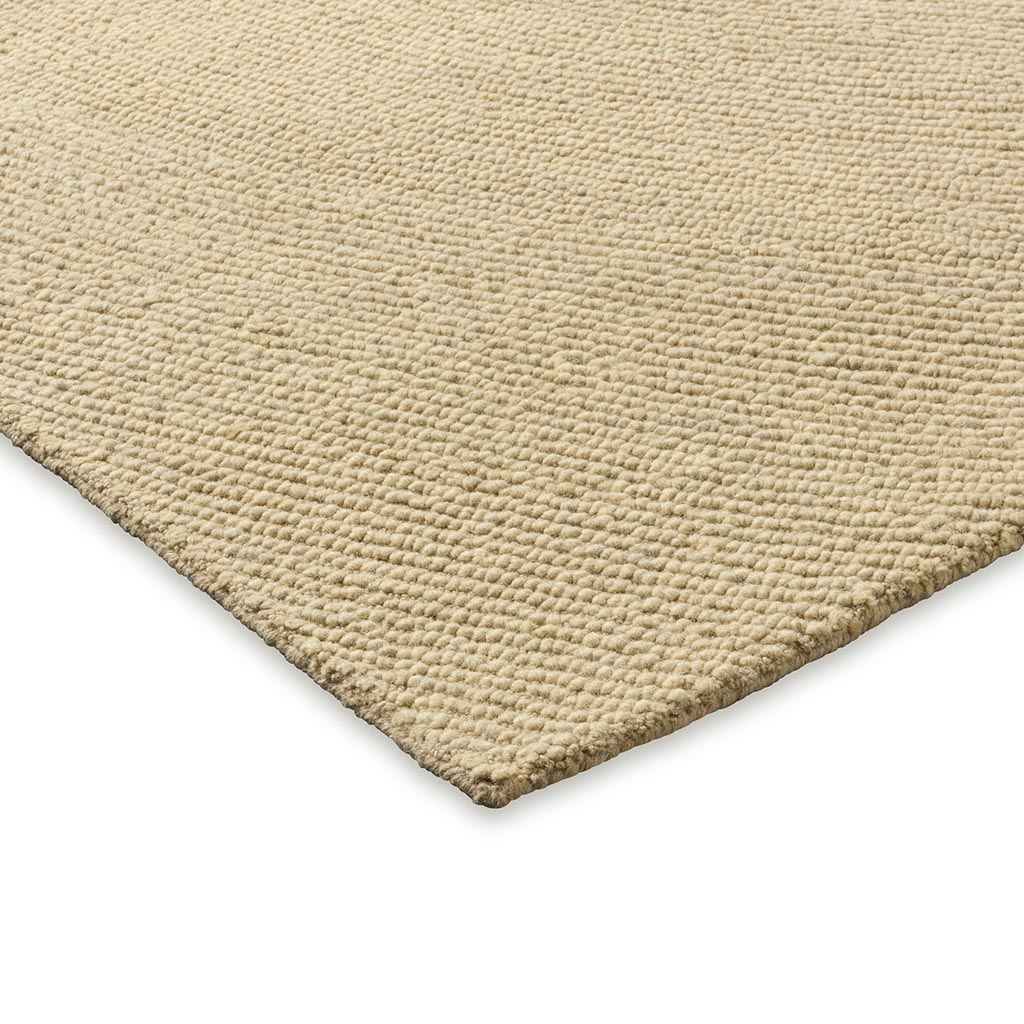 DO-89701 : Tapis en laine tuftée