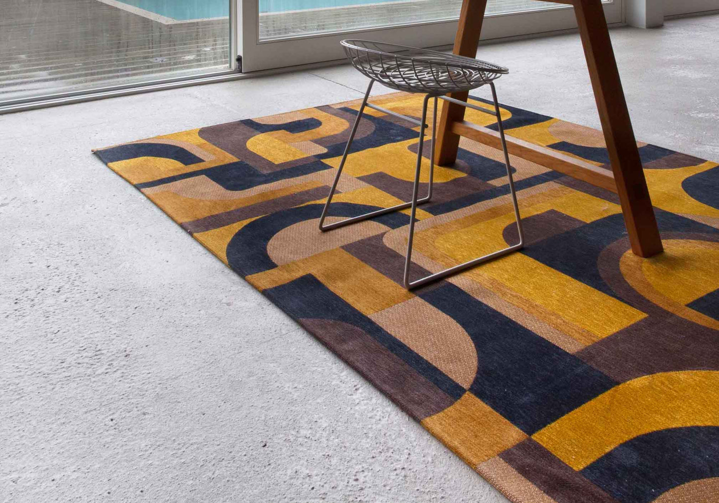 NM-601: Jacquard Rug