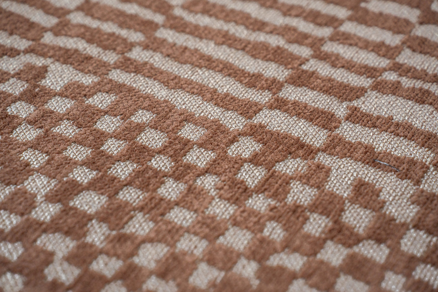 BE-201 : Jacquard Rug