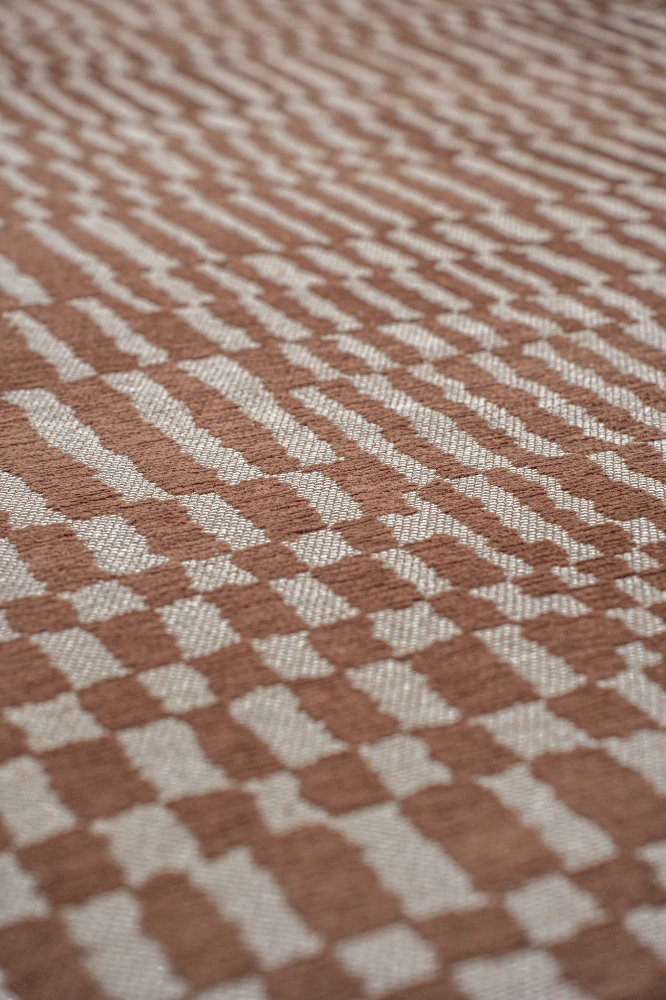 BE-201 : Jacquard Rug