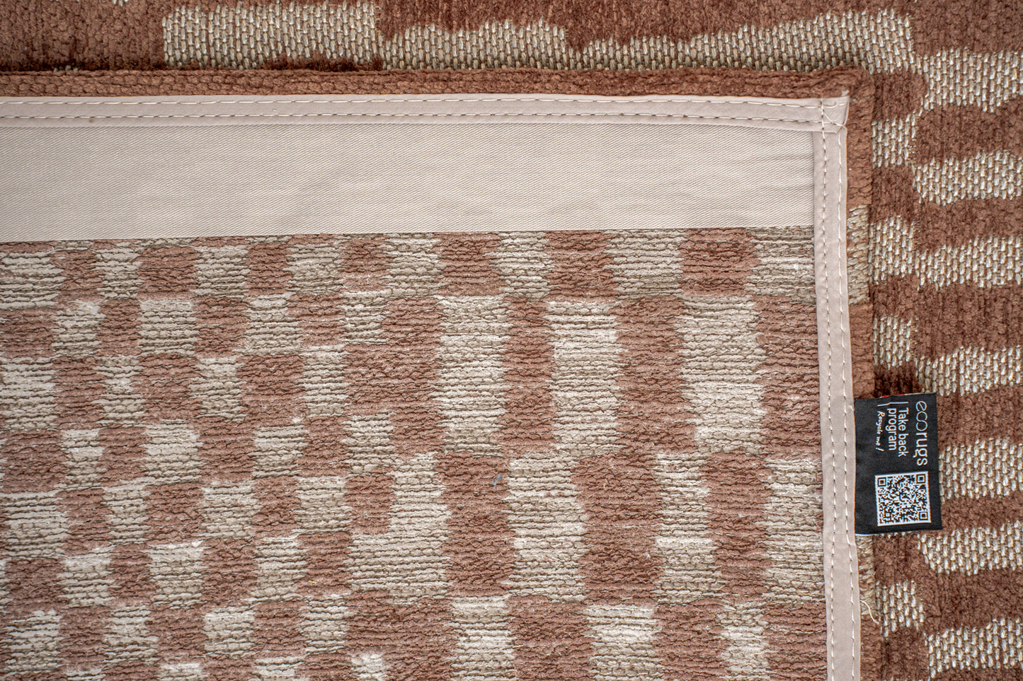 BE-201 : Jacquard Rug