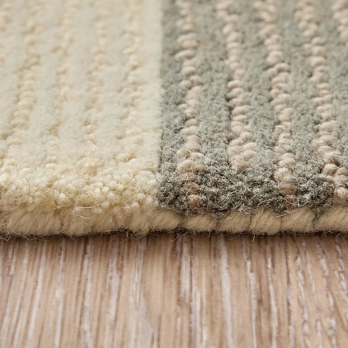 MG-201 : Tapis en laine tuftée