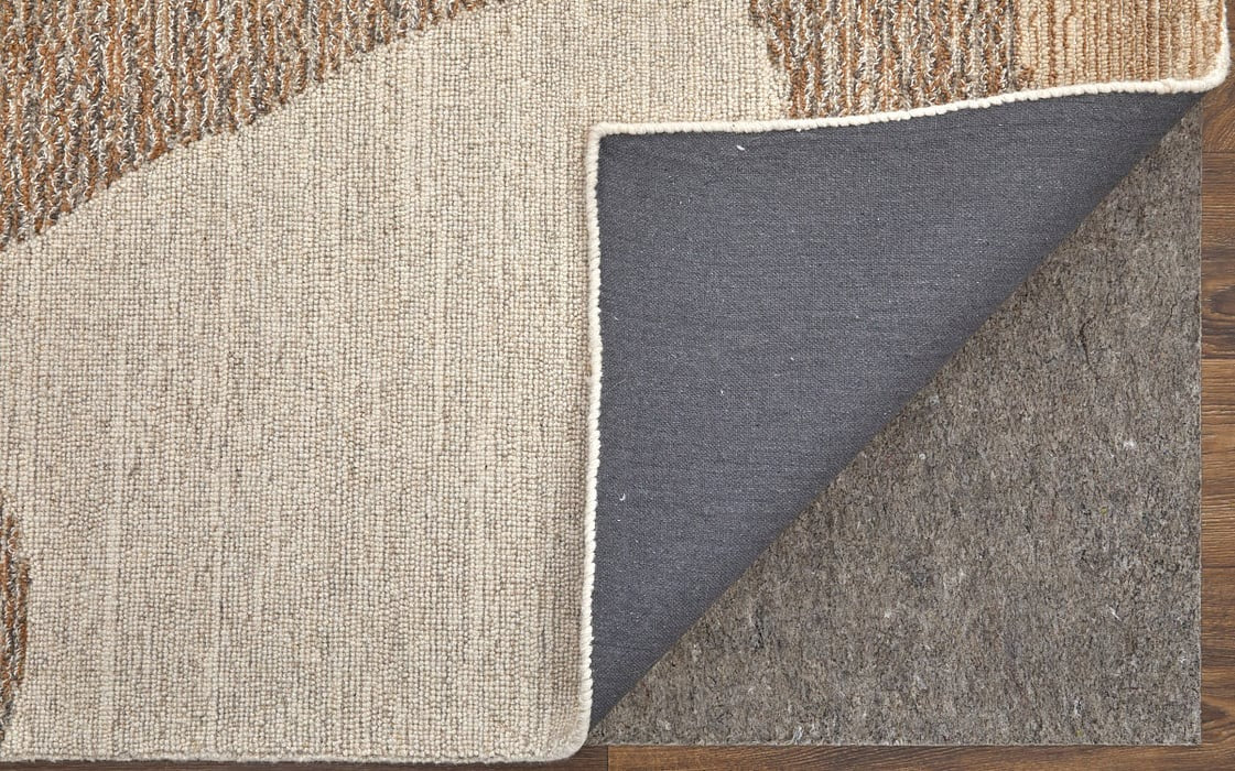 PL-101 : Tapis en laine tuftée