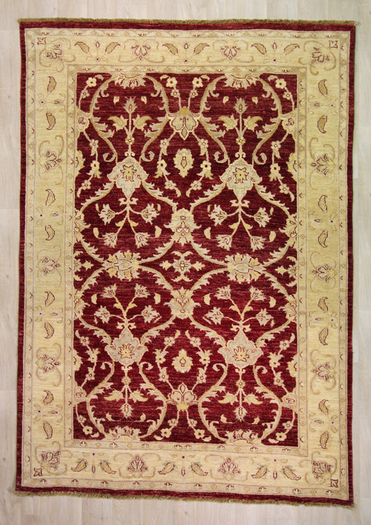 Classic Chobi wool rug - hand knotted