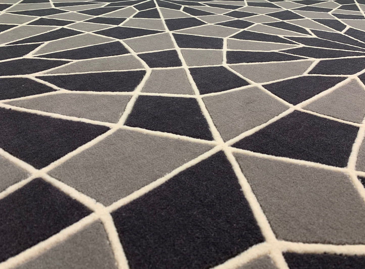 Carpet with geometric patterns