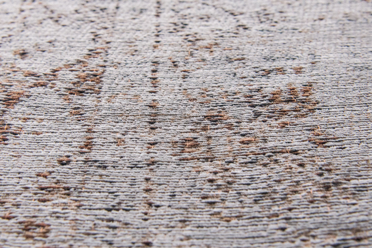 ME-101: Jacquard carpet
