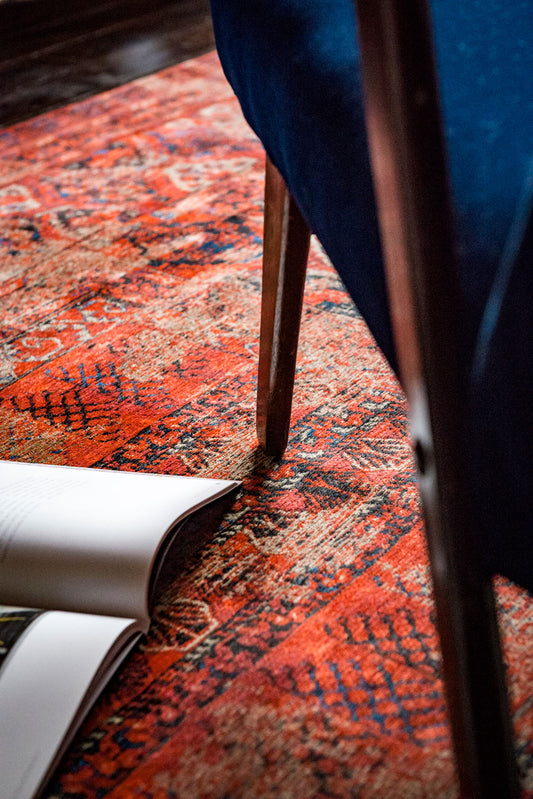 AH-201: Jacquard carpet