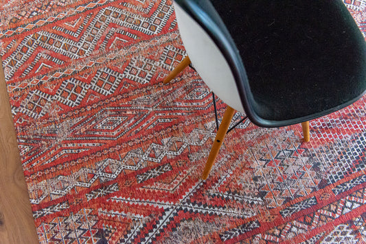 KI-201: Jacquard carpet