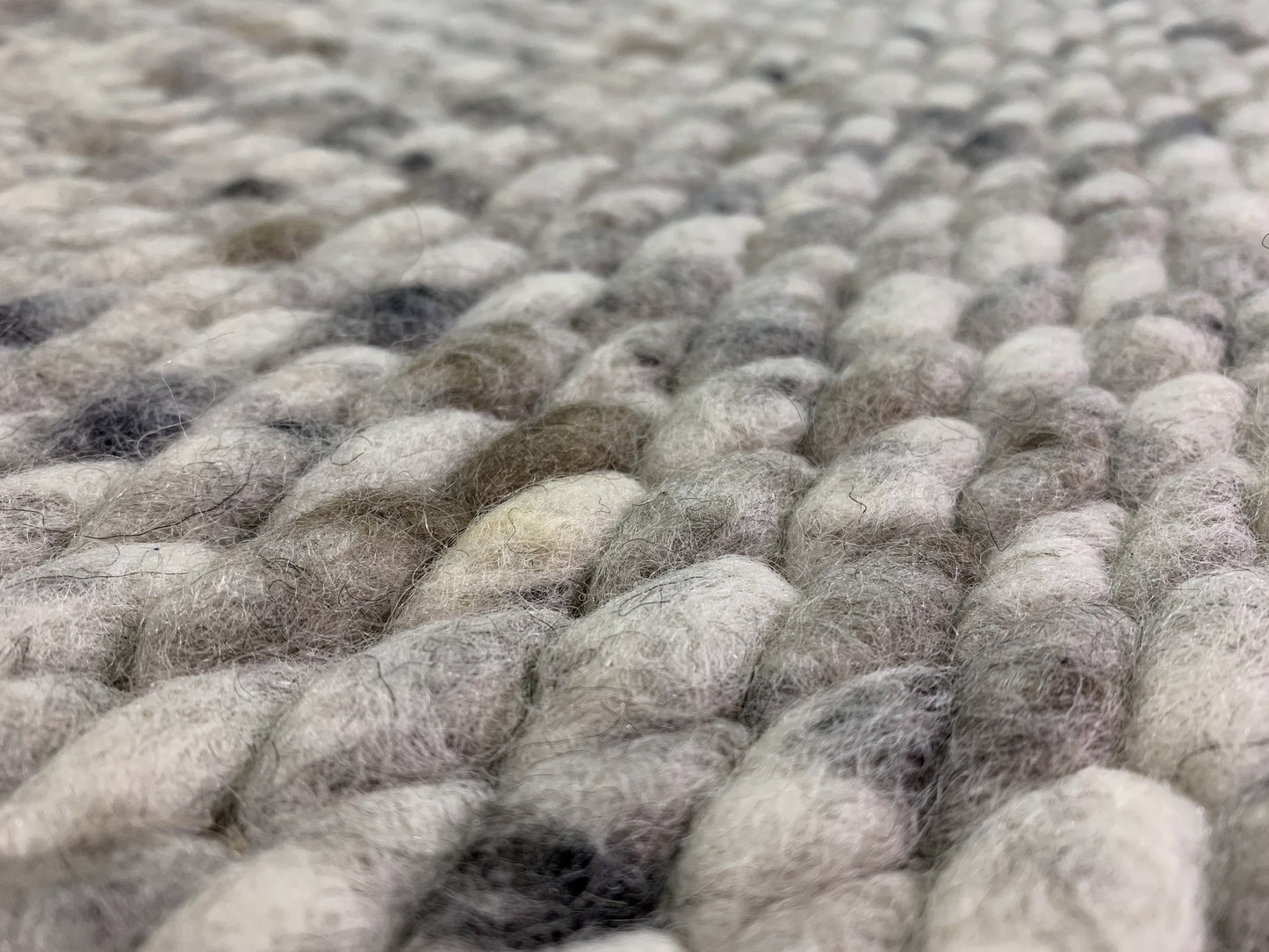 Salsa-L: High-end wool rug - hand knotted