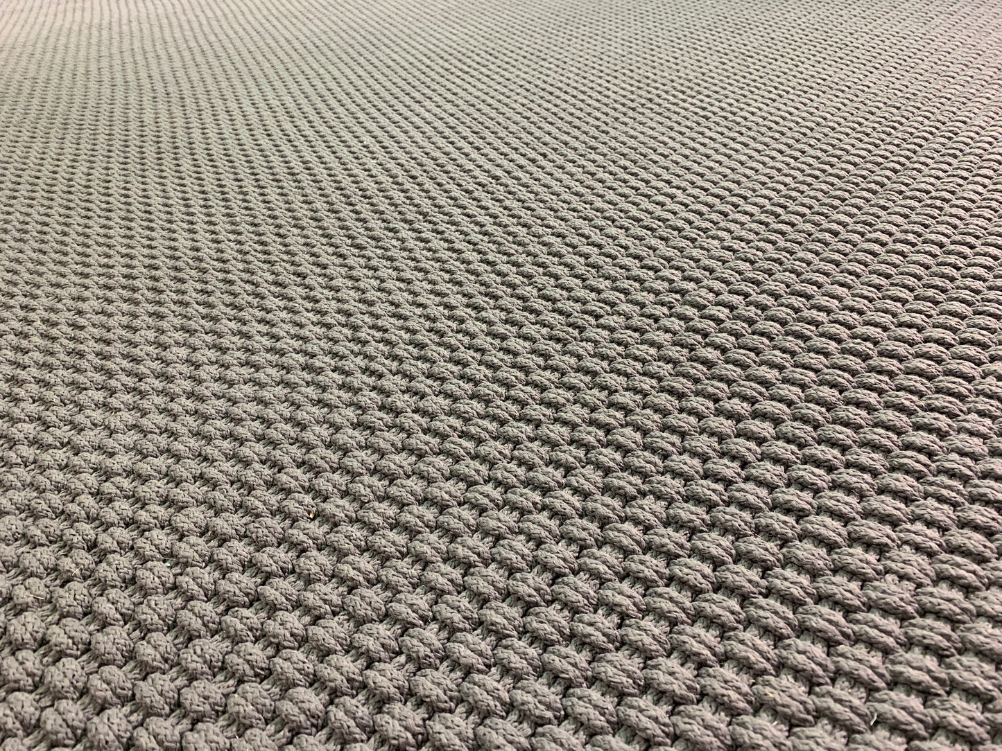ROG-101: Recycled PET indoor / outdoor carpet