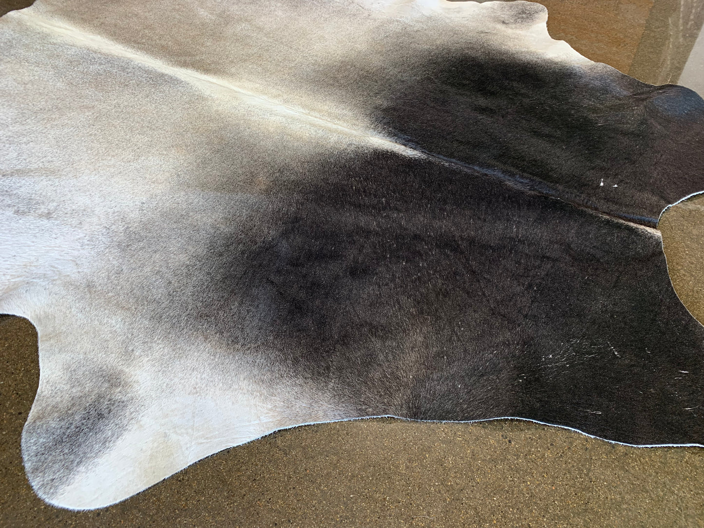 S-7: Cowhide rug - Medium black and gray