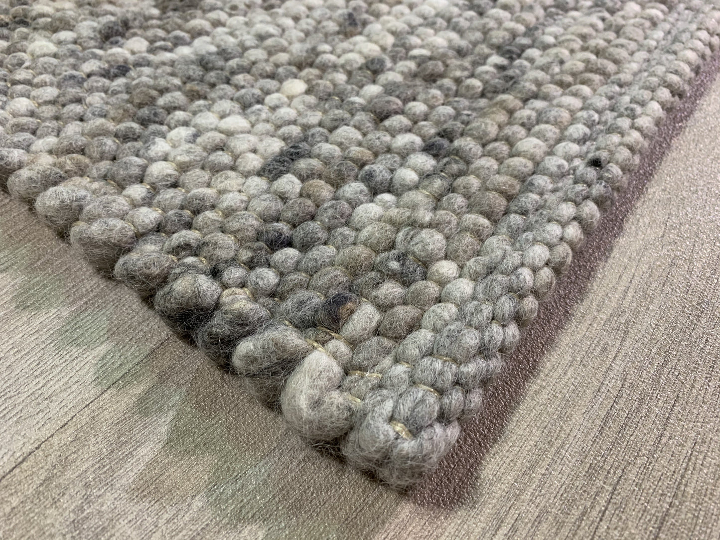Salsa: High-End Wool Rug - Hand Knotted