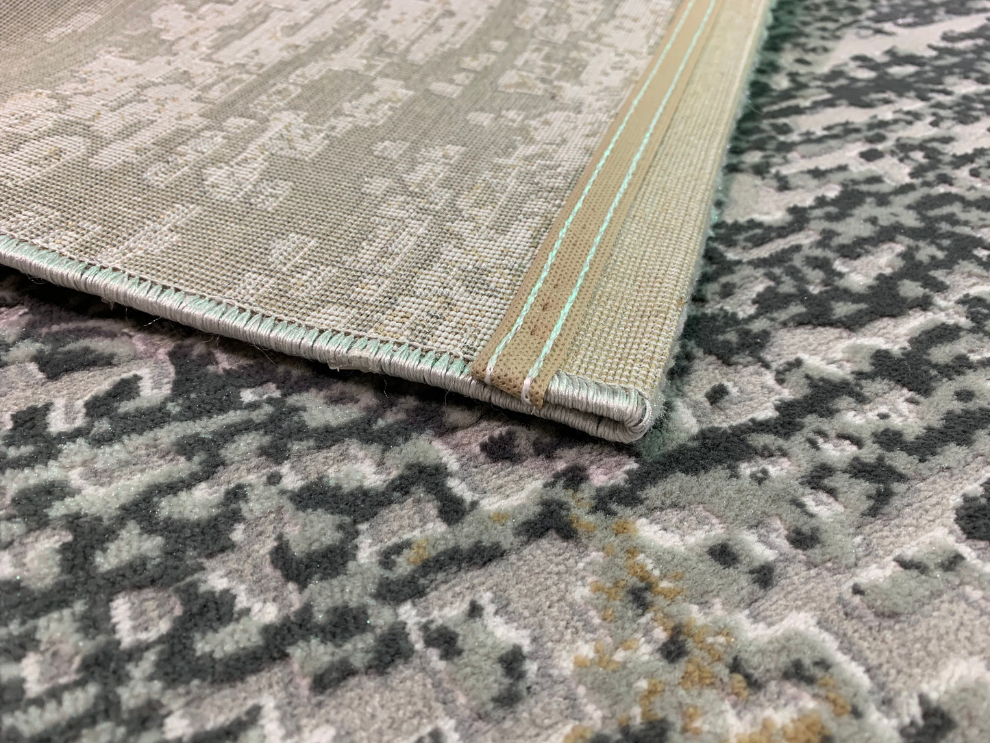SP-201: Synthetic fiber rug