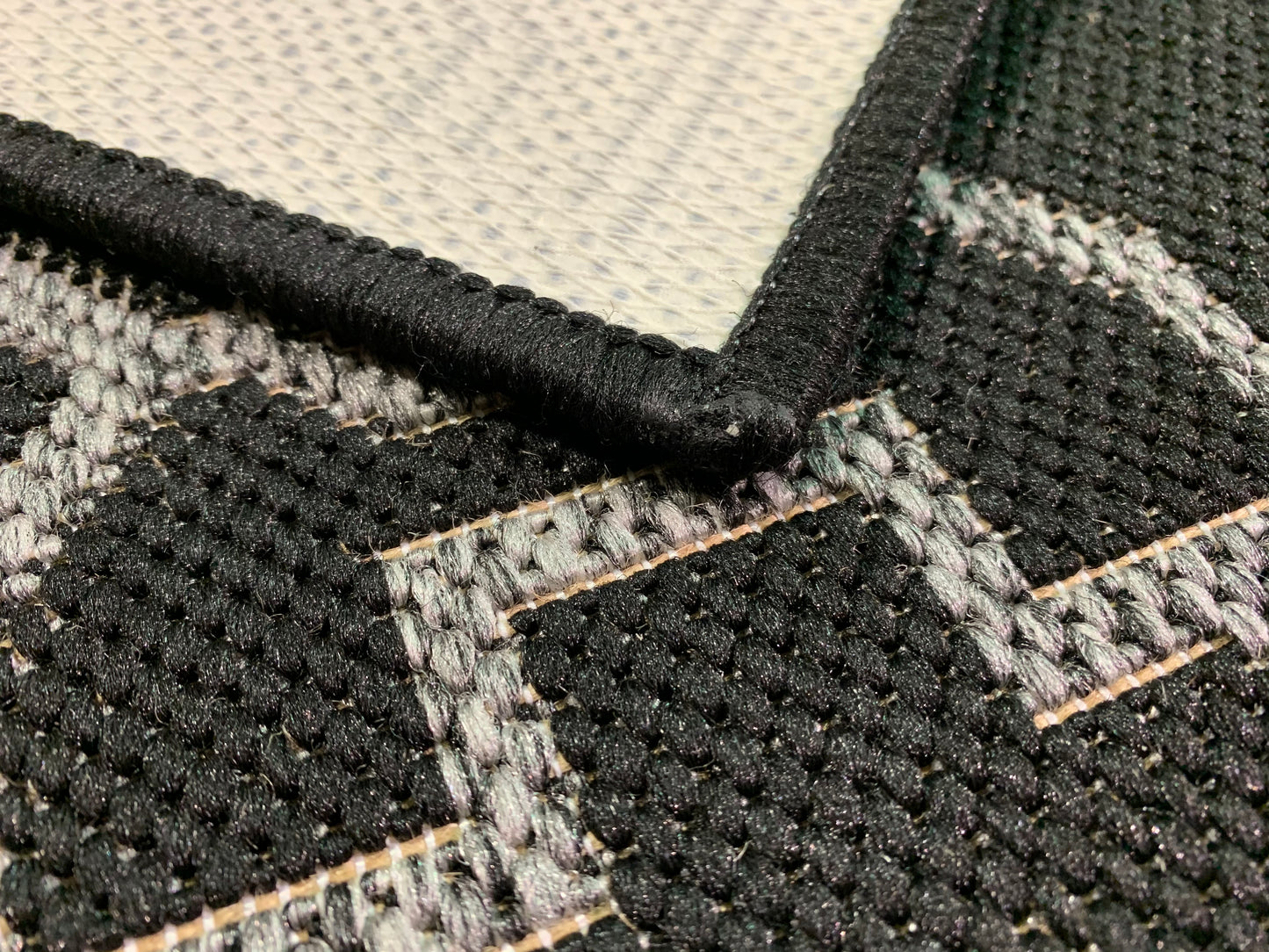 BE-99-3: Non-slip entrance mat