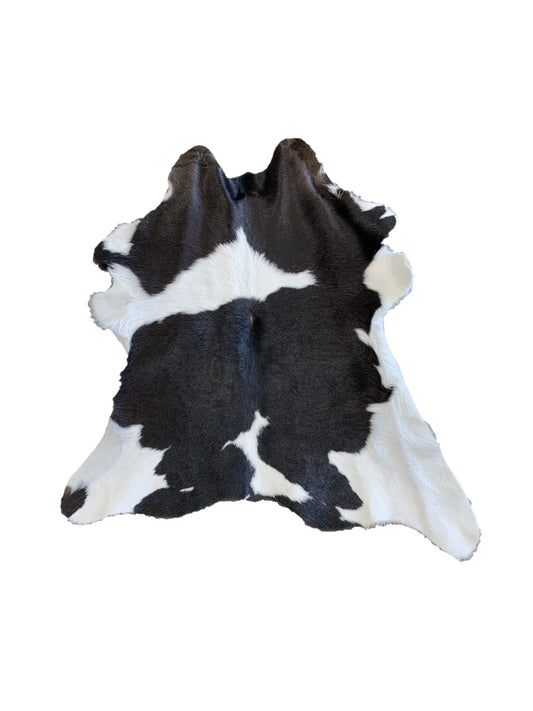 601-2: Cowhide rug - Very small black spotted